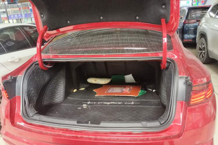 Used Geely Auto Preface 2021 2.0TD Luxury Version Trunk