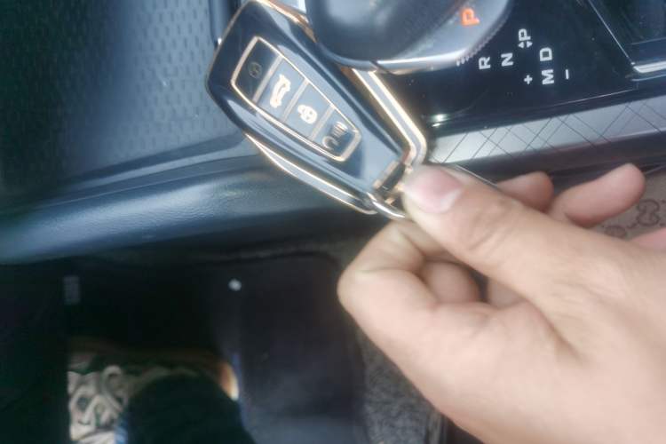 Used Geely Auto Preface 2021 2.0TD Luxury Version Vehicle Key