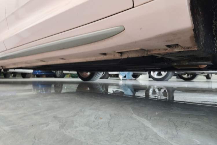 Used Geely Auto Preface 2021 2.0TD Luxury Version Right Side Sill