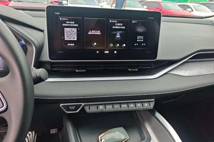 Used Geely Auto Preface 2021 2.0TD Luxury Version Audio And AC Panel
