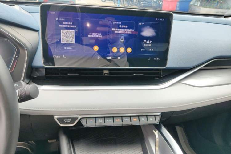 Used Geely Auto Preface 2021 2.0TD Flagship Edition Audio And AC Panel