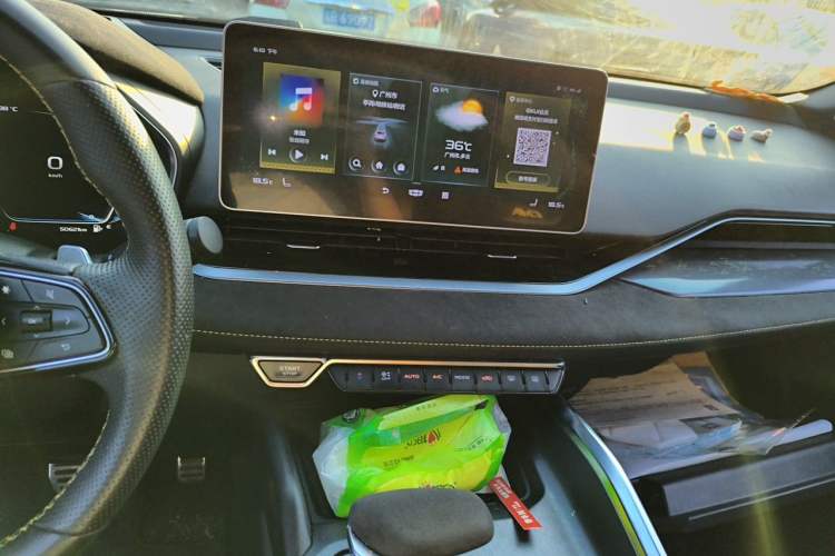 Used Geely Auto Preface 2021 2.0TD Space-Time Edition Starry Celestial Audio And AC Panel