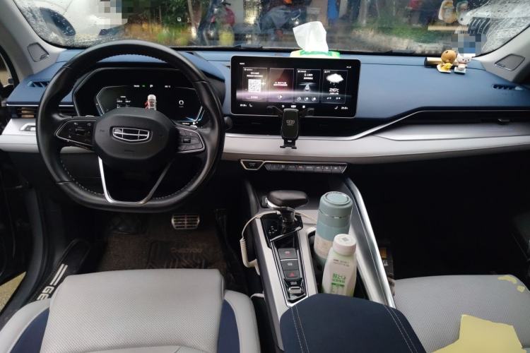 Used Geely Auto Preface 2021 2.0TD Flagship Edition Center Console