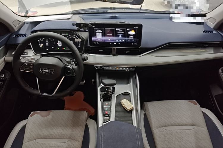 Used Geely Auto Preface 2021 Revised Version 2.0TD Luxury Edition Center Console