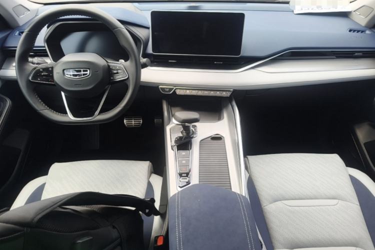 Used Geely Auto Preface 2021 2.0TD Luxury Version Center Console