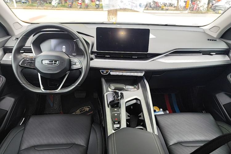 Used Geely Auto Preface 2021 2.0TD Luxury Version Center Console