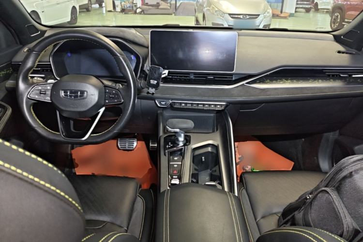 Used Geely Auto Preface 2021 2.0TD Space-Time Edition Hao Yue Center Console