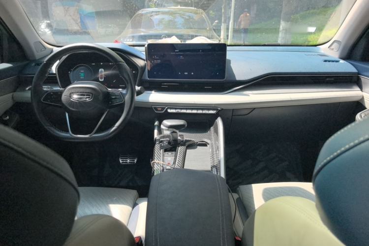 Used Geely Auto Preface 2021 2.0TD Luxury Version Center Console
