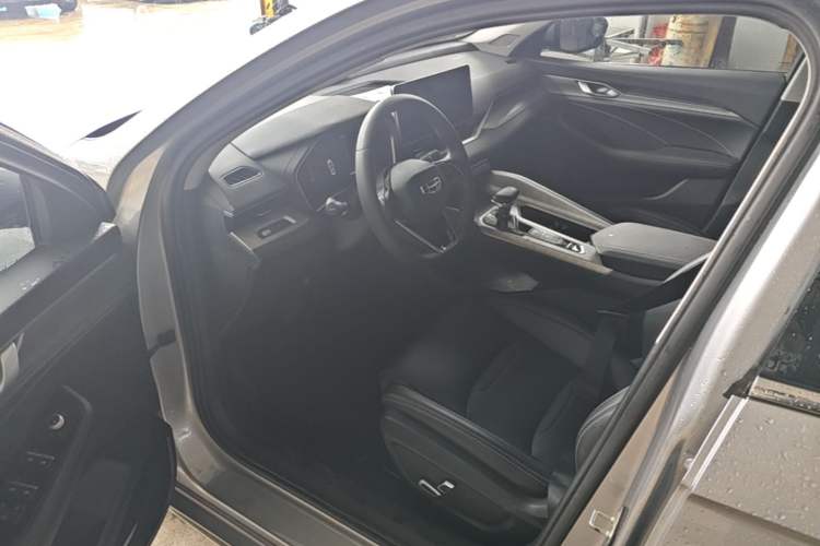 Used Geely Auto Preface 2021 2.0TD Luxury Version Driver Seat