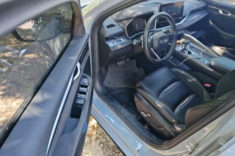 Used Geely Auto Preface 2021 2.0TD Space-Time Edition Hao Yue Driver Seat