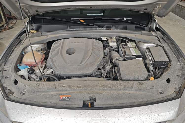 Used Geely Auto Preface 2021 2.0TD Luxury Version Engine Bay