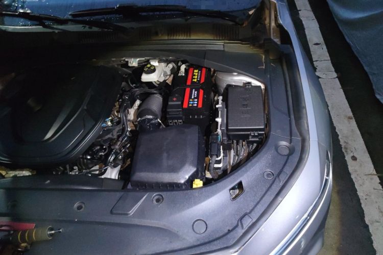 Used Geely Auto Preface 2021 2.0TD Flagship Edition Engine Bay Left