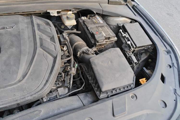 Used Geely Auto Preface 2021 2.0TD Luxury Version Engine Bay Left