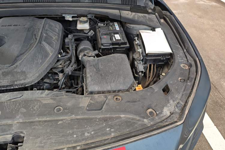 Used Geely Auto Preface 2021 2.0TD Flagship Edition Engine Bay Left