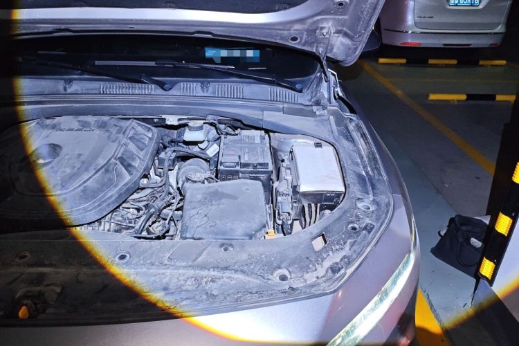 Used Geely Auto Preface 2021 2.0TD Luxury Version Engine Bay Left