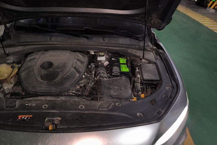 Used Geely Auto Preface 2021 Revised Version 2.0TD Luxury Edition Engine Bay Left