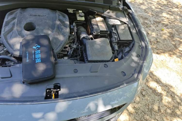Used Geely Auto Preface 2021 2.0TD Space-Time Edition Hao Yue Engine Bay Left