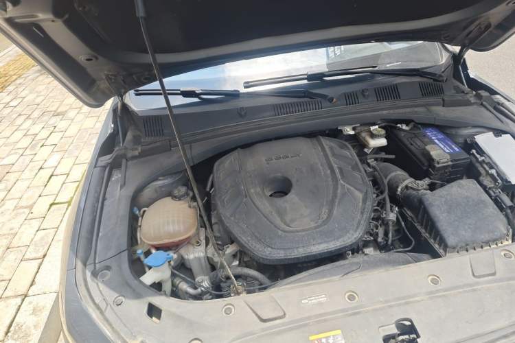 Used Geely Auto Preface 2021 Revised Version 2.0TD Luxury Edition Engine Bay Right
