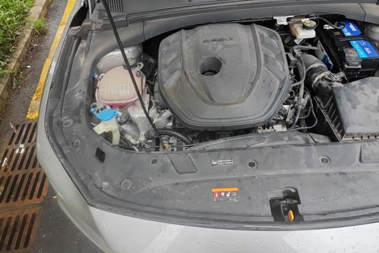 Used Geely Auto Preface 2021 2.0TD Luxury Version Engine Bay Right