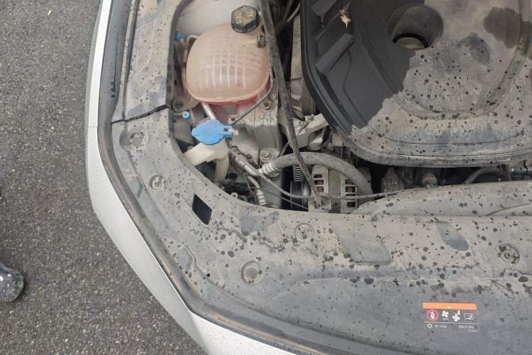 Used Geely Auto Preface 2021 2.0TD Luxury Version Engine Bay Right