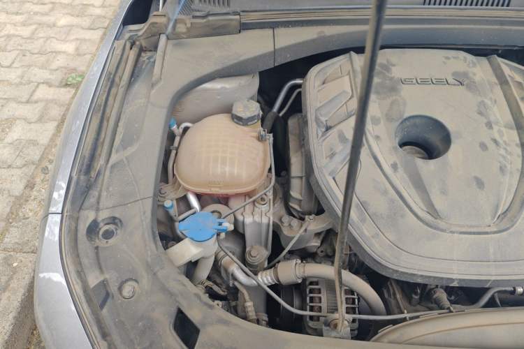 Used Geely Auto Preface 2021 Revised Version 2.0TD Luxury Edition Engine Bay Right