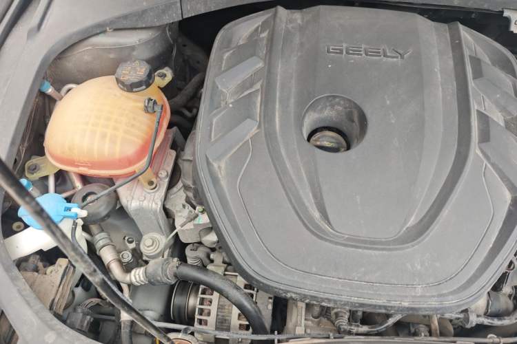 Used Geely Auto Preface 2021 2.0TD Luxury Version Engine Bay Right