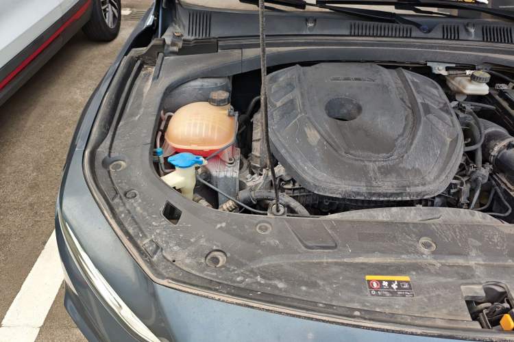 Used Geely Auto Preface 2021 2.0TD Flagship Edition Engine Bay Right
