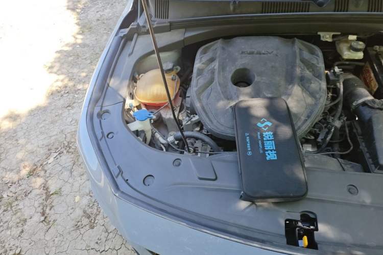Used Geely Auto Preface 2021 2.0TD Space-Time Edition Hao Yue Engine Bay Right