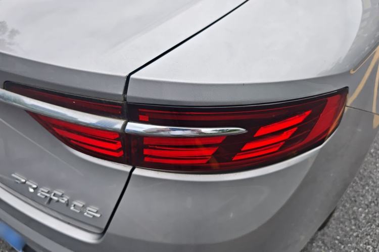 Used Geely Auto Preface 2021 2.0TD Luxury Version Exterior 3