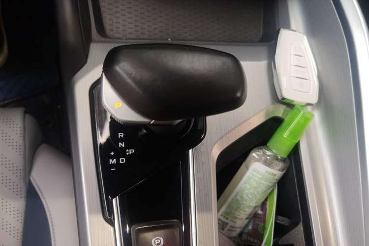 Used Geely Auto Preface 2021 2.0TD Luxury Version Gear Lever