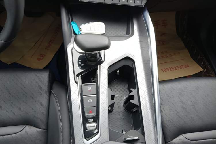 Used Geely Auto Preface 2021 2.0TD Luxury Version Gear Lever