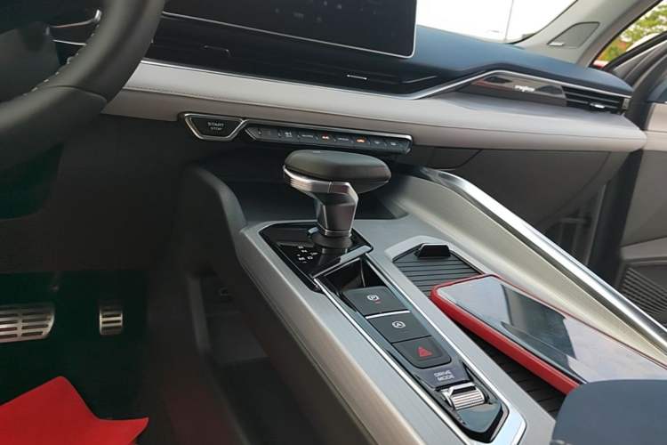 Used Geely Auto Preface 2021 2.0TD Luxury Version Gear Lever