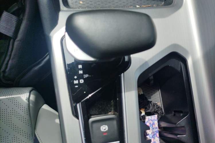 Used Geely Auto Preface 2021 2.0TD Luxury Version Gear Lever