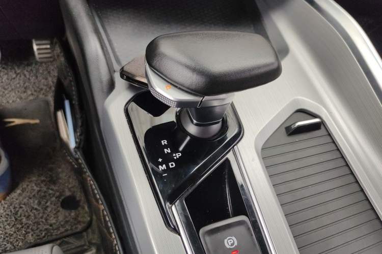 Used Geely Auto Preface 2021 2.0TD Luxury Version Gear Lever
