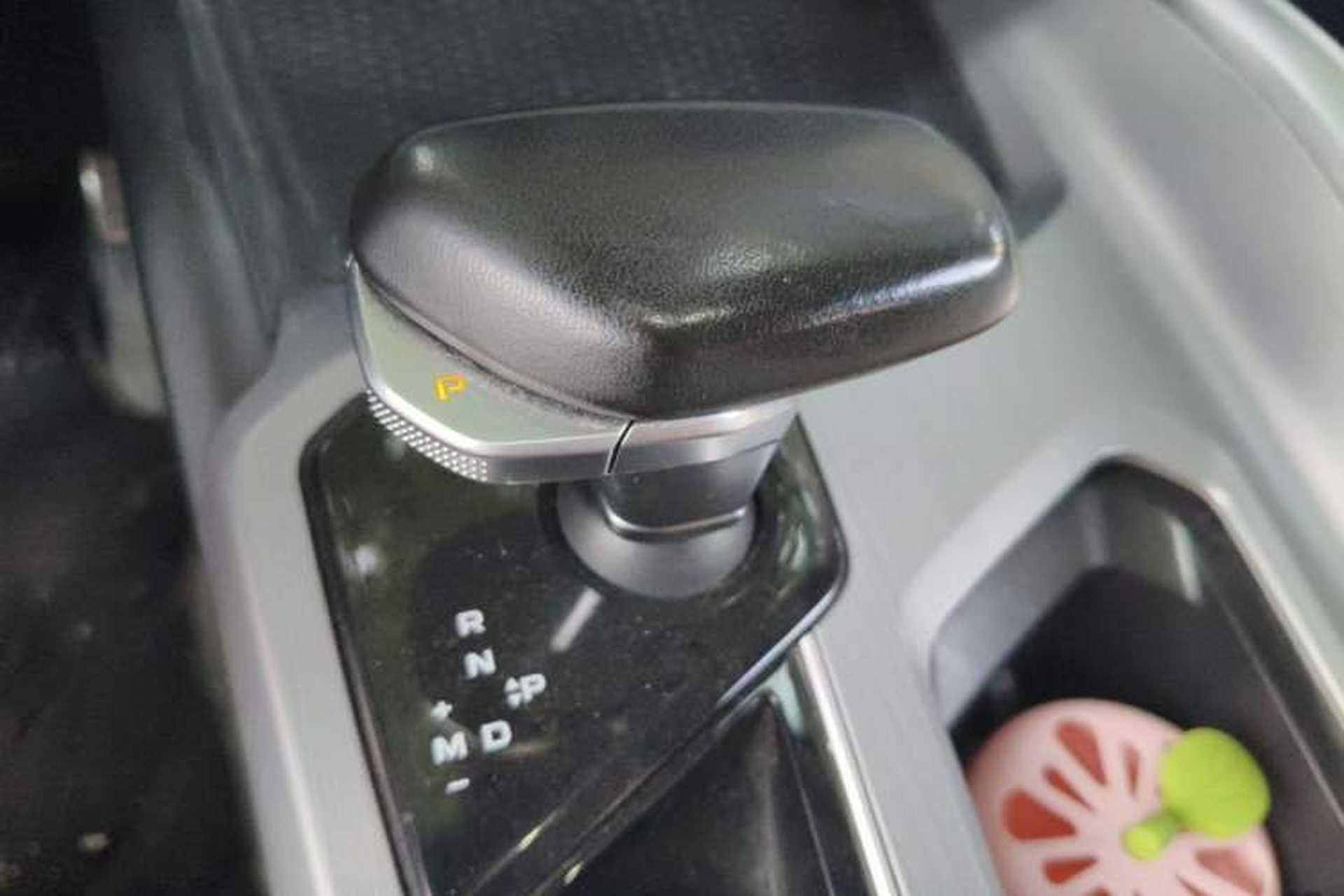 Used Geely Auto Preface 2021 Revised Version 2.0TD Luxury Edition Gear Lever