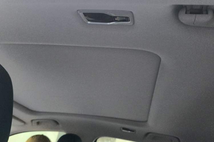 Used Geely Auto Preface 2021 Revised Version 2.0TD Luxury Edition Headliner