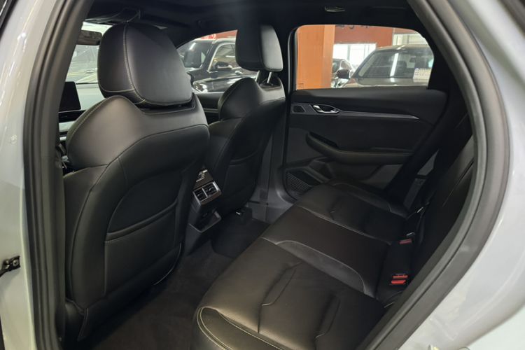 Used Geely Auto Preface 2021 2.0TD Space-Time Edition Hao Yue Interior 2