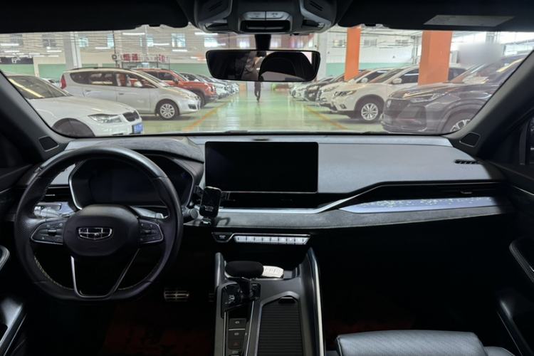 Used Geely Auto Preface 2021 2.0TD Space-Time Edition Hao Yue Interior 4