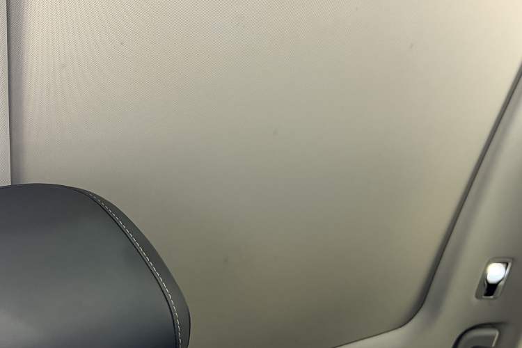 Used Geely Auto Preface 2021 2.0TD Luxury Version Interior 8