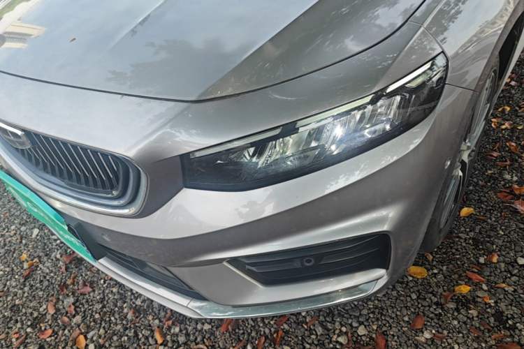 Used Geely Auto Preface 2021 Revised Version 2.0TD Luxury Edition Left Front Headlight