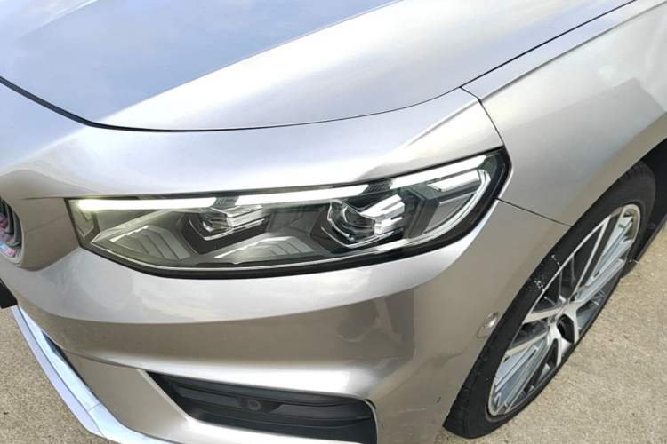 Used Geely Auto Preface 2021 2.0TD Luxury Version Left Front Headlight