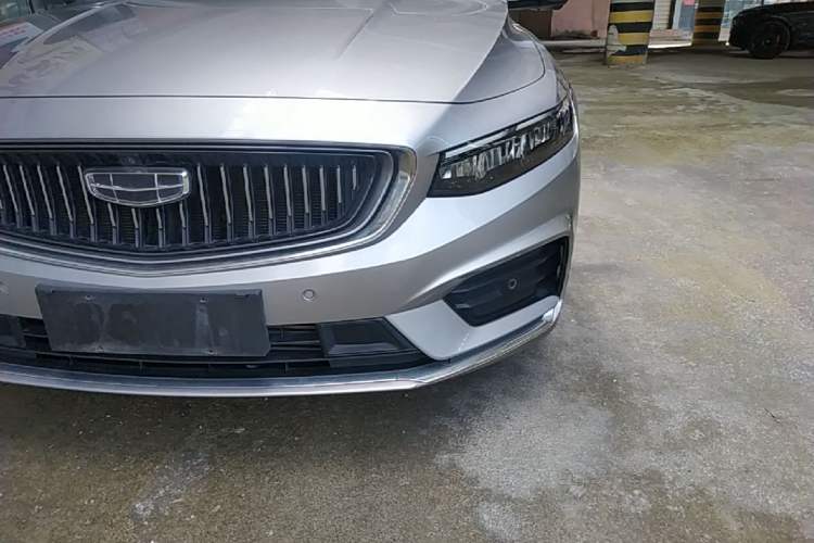 Used Geely Auto Preface 2021 Revised Version 2.0TD Luxury Edition Left Front Headlight