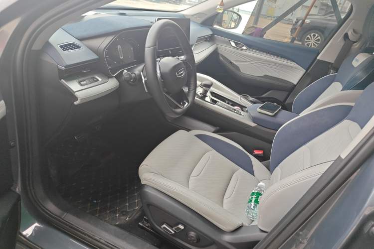 Used Geely Auto Preface 2021 Revised Version 2.0TD Luxury Edition Left Front Seat
