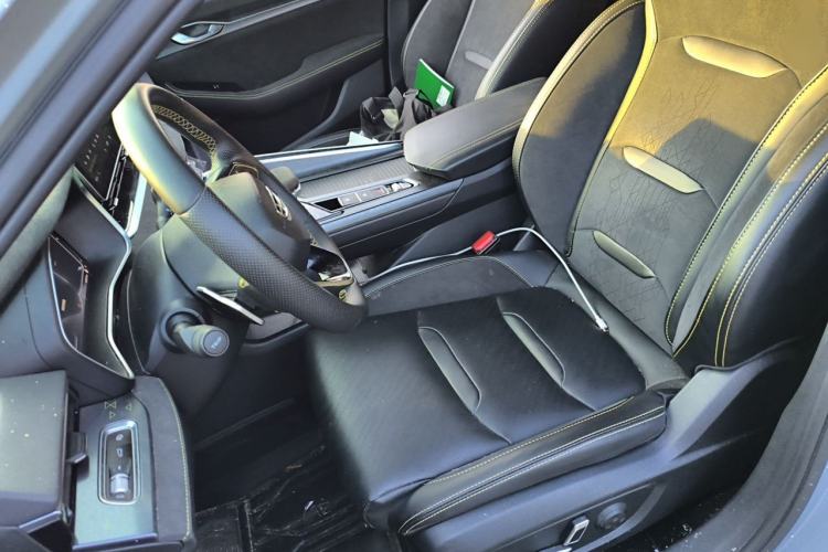 Used Geely Auto Preface 2021 2.0TD Space-Time Edition Starry Celestial Left Front Seat