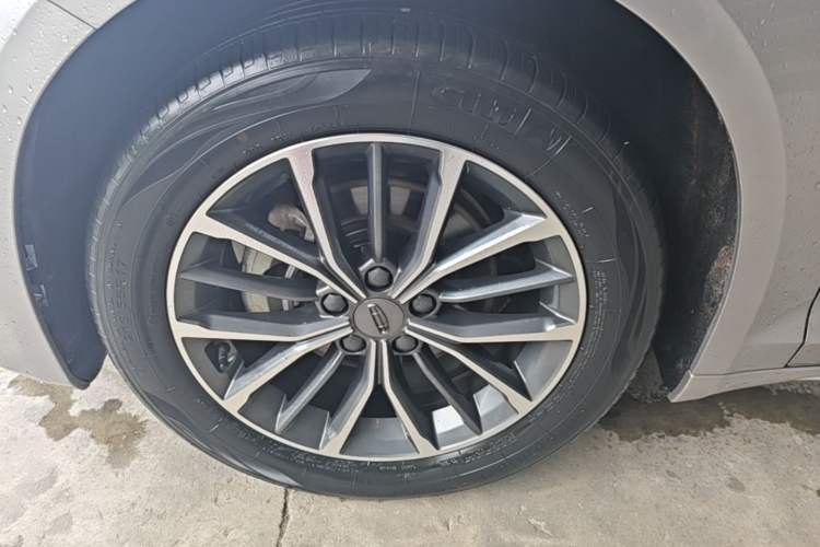 Used Geely Auto Preface 2021 2.0TD Luxury Version Left Front Wheel Hub