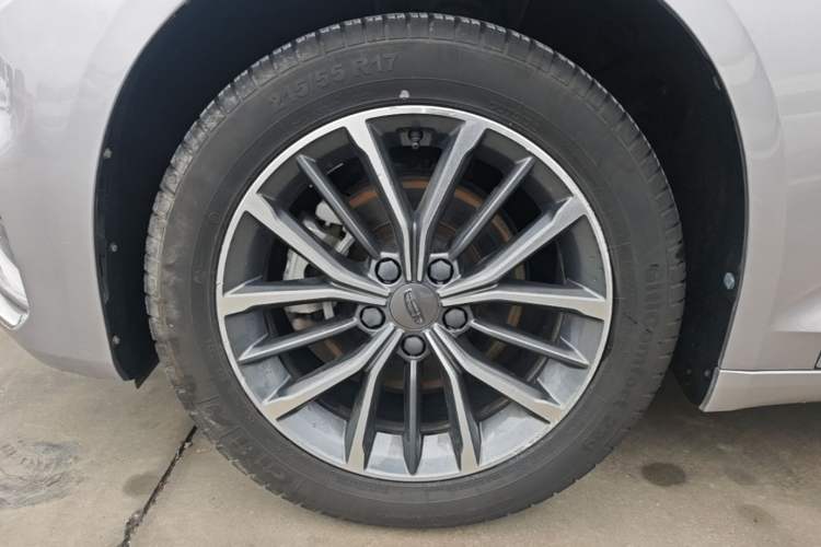 Used Geely Auto Preface 2021 2.0TD Luxury Version Left Front Wheel Hub