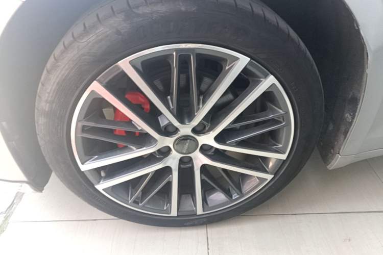 Used Geely Auto Preface 2021 2.0TD Luxury Version Left Front Wheel Hub