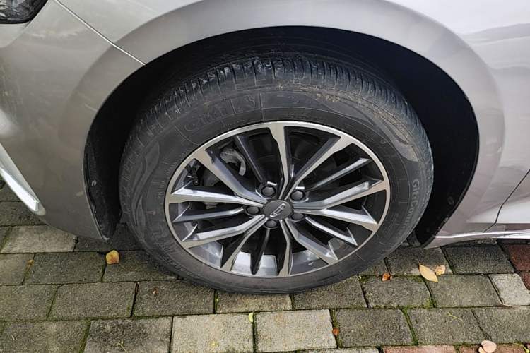 Used Geely Auto Preface 2021 2.0TD Luxury Version Left Front Wheel Hub