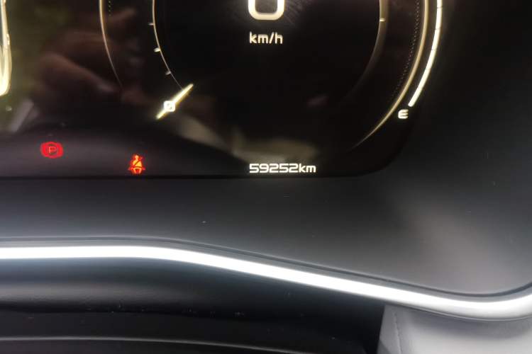 Used Geely Auto Preface 2021 2.0TD Luxury Version Odometer Close Up