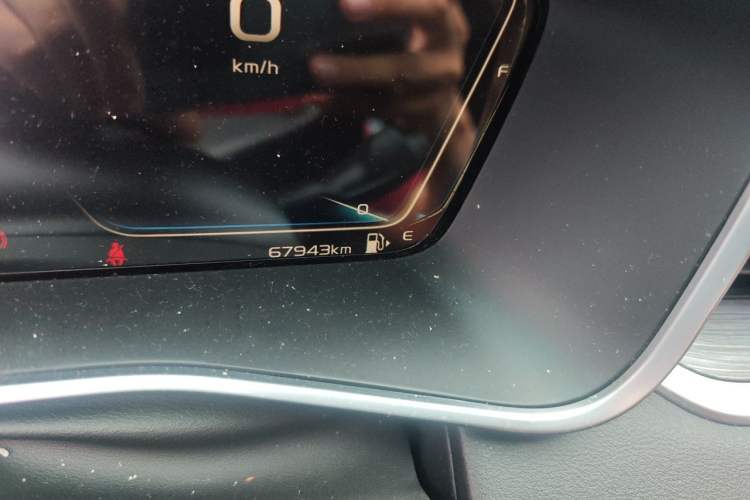 Used Geely Auto Preface 2021 2.0TD Luxury Version Odometer Close Up